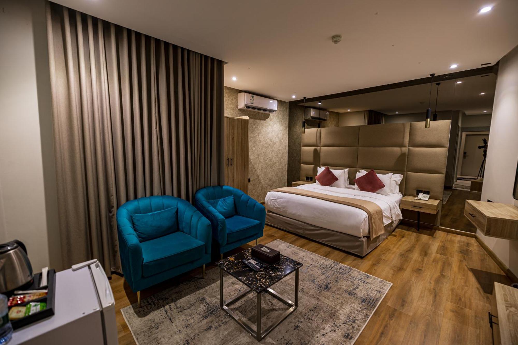 Xyz Hotel Riyadh Exterior photo